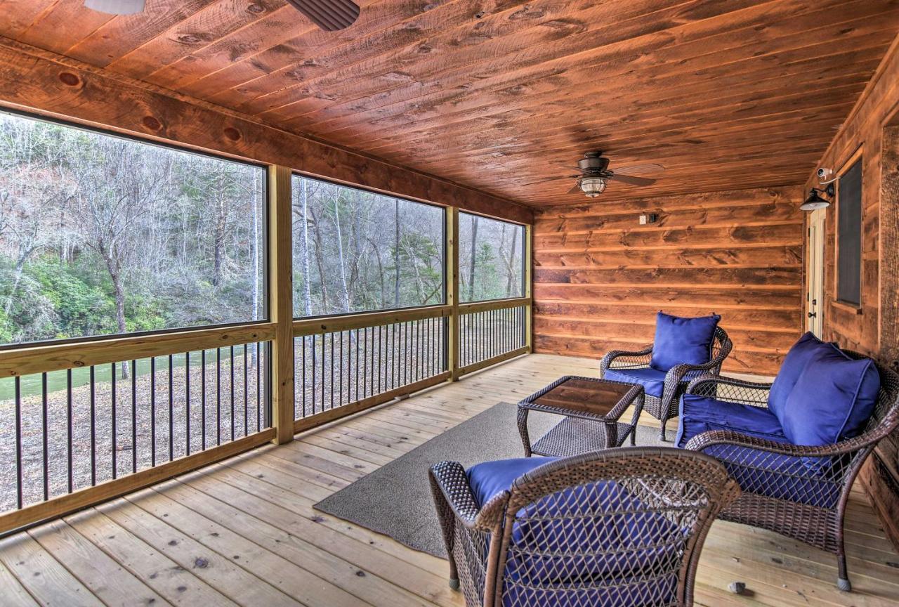 Modern Murphy Cabin With Nottely River Views! エクステリア 写真